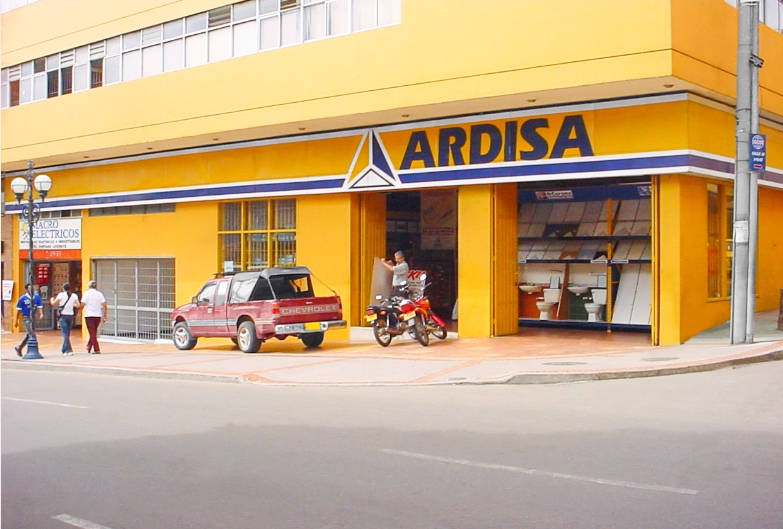 Sede propia en la Carrera 15